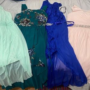 A lot of girls dresses size 16 to 20